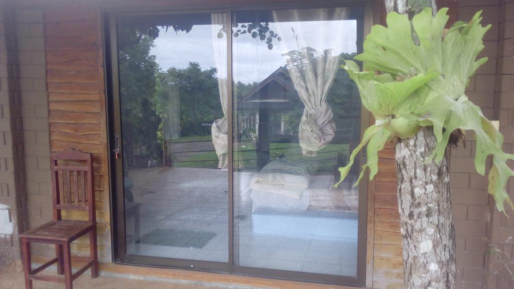 The Local Story Resort Ban Mon Talaeng Экстерьер фото