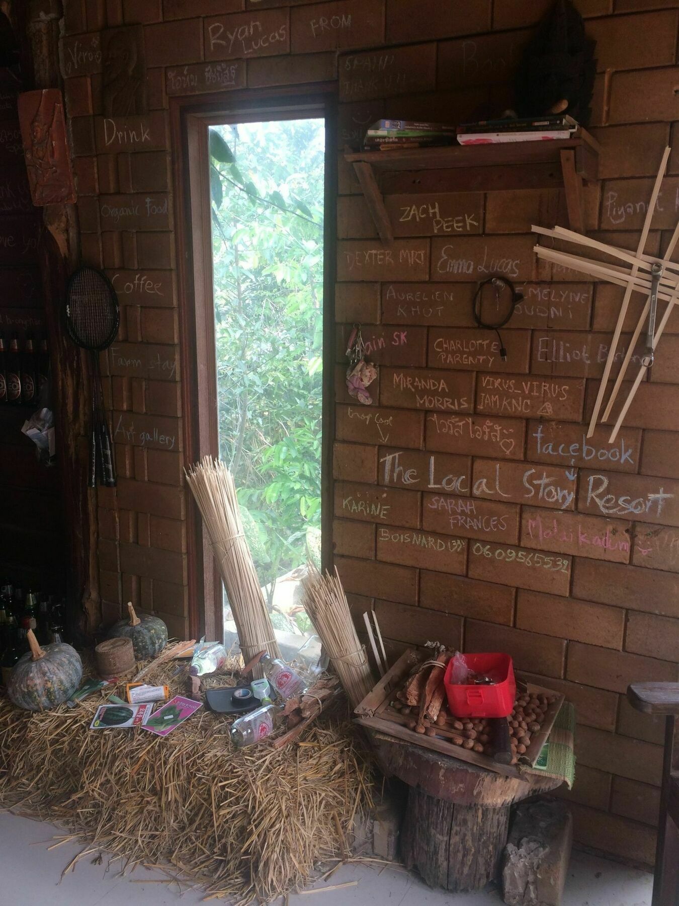 The Local Story Resort Ban Mon Talaeng Экстерьер фото